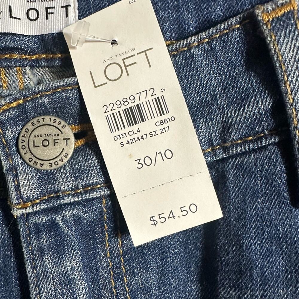 Ann Taylor LOFT Blue Jean Shorts Classic Summer Style size 10/30 - Picture 5 of 5
